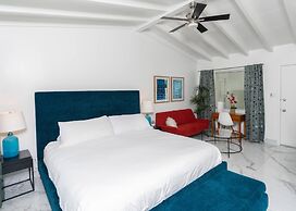 BelleVue Oasis-Palm Springs - Adults Only