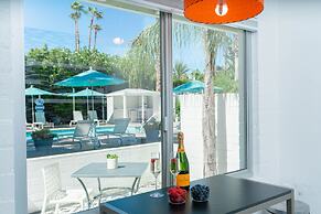 BelleVue Oasis-Palm Springs - Adults Only