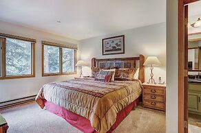 Newly Renovated 2 Bed/ 2 Bath Beaver Creek  2 Bedroom Condo by RedAwni