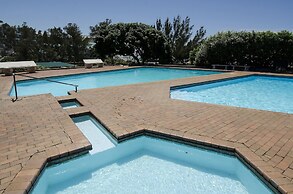 401 Umdloti Beach Resort