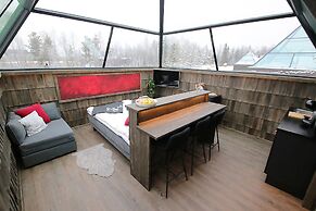 Aurora Pyramid Glass Igloos