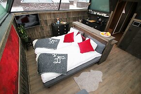 Aurora Pyramid Glass Igloos