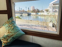 Mini Chula Inn