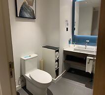 Holiday Inn Express Shanghai Kangqiao by IHG