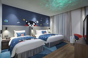 Holiday Inn Express Shanghai Kangqiao by IHG