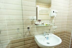 MIRZO Boutique Hotel