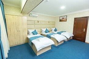 MIRZO Boutique Hotel