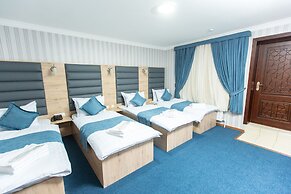 MIRZO Boutique Hotel