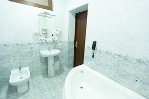 MIRZO Boutique Hotel