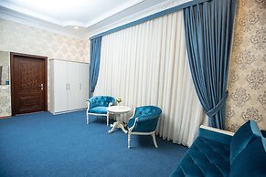 MIRZO Boutique Hotel