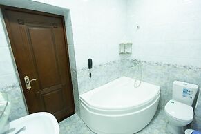 MIRZO Boutique Hotel