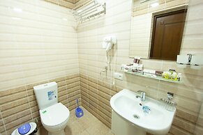 MIRZO Boutique Hotel