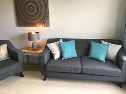 Pretty Properties - 30 Chaldron Court