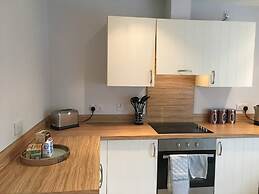 Pretty Properties - 30 Chaldron Court