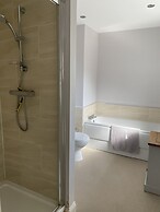 Pretty Properties - 30 Chaldron Court