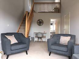 Pretty Properties - 30 Chaldron Court