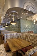 Hotel Maren Fort Lauderdale Beach, Curio Collection by Hilton