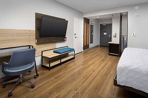 Tru by Hilton Charleston Ashley Phosphate