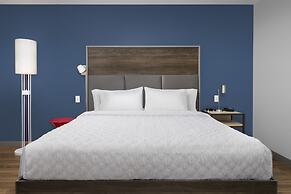 Tru by Hilton Charleston Ashley Phosphate