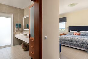 HillTop Luxury Villa