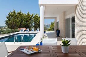 HillTop Luxury Villa