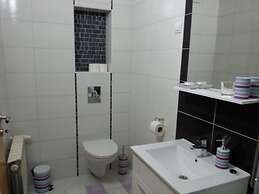 Studio Apartments Korosteljev