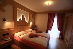 Hotel Chalet Alaska