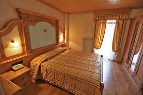 Hotel Chalet Alaska