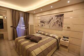 Hotel Chalet Alaska