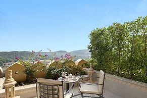 Aurika, Udaipur - Luxury by Lemon Tree Hotels