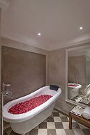 Aurika, Udaipur - Luxury by Lemon Tree Hotels