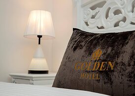 Golden Hotel