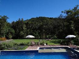 Canto da Lua Chalés e Apiário