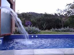 Canto da Lua Chalés e Apiário