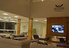 Sky Palace Hotel