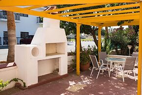 Pernera Villa by STAY BnB