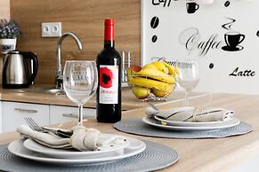 M&R Apartament Airport&Business Komputerowa