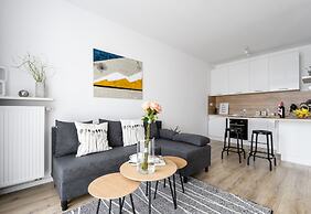 M&R Apartament Airport&Business Komputerowa