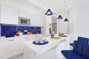 Sara Home With Private Terrace, Air Conditioning and Internet Wi-fi