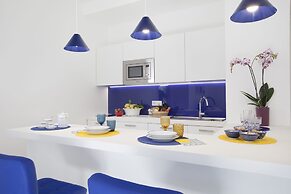 Sara Home With Private Terrace, Air Conditioning and Internet Wi-fi