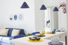 Sara Home With Private Terrace, Air Conditioning and Internet Wi-fi