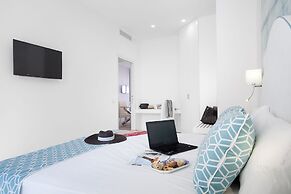 Sara Home With Private Terrace, Air Conditioning and Internet Wi-fi