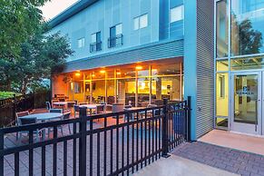 Barker Suites Southport