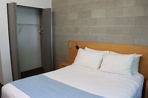 Barker Suites Southport