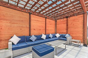 New Townhouse with 2 Balconies