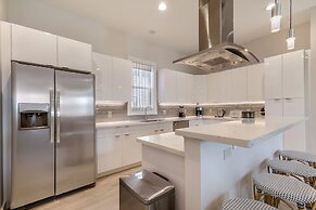 3 Level Brand New Townhouse in Mid City