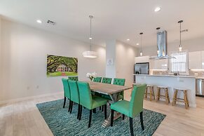 3 Level Brand New Townhouse in Mid City