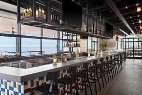 Delta Hotels by Marriott Virginia Beach Waterfront