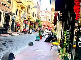 Almira Apart Otel İstanbul