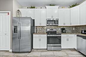 Robbin Hood Fun Pool Home by AV Dreams